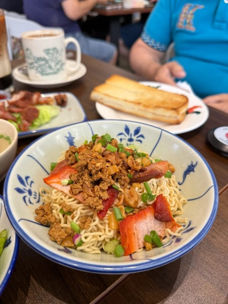 喜越茶室 KOPI SARAWAK JB